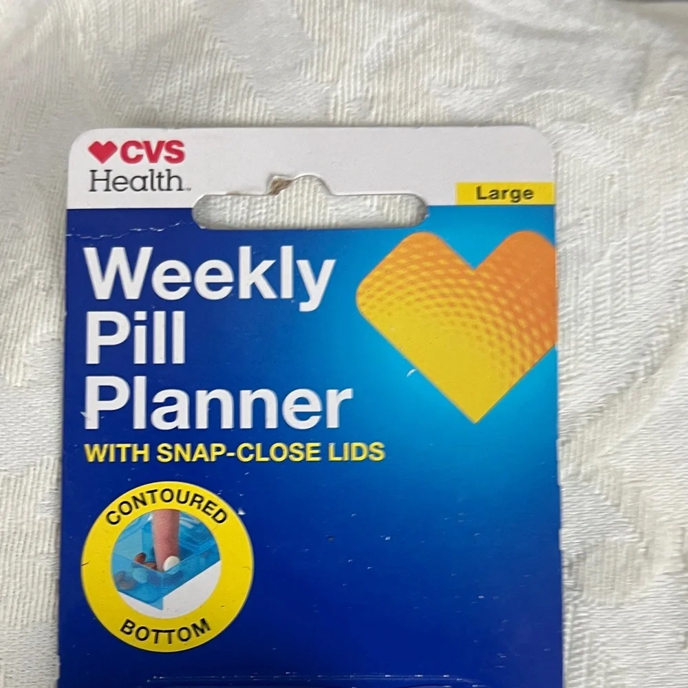 CVS Health Pill Splitter and Weekly Pill Planner Set